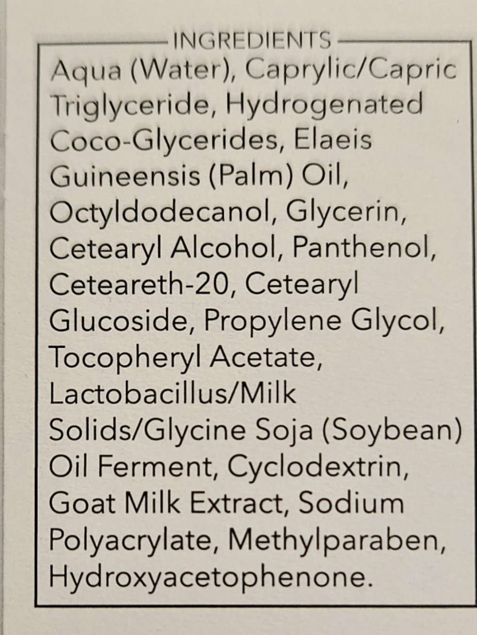 Contour des yeux lissant au lait de chèvre