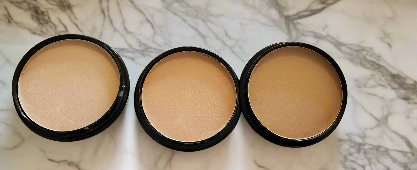 Poudre compacte "Silk skin"