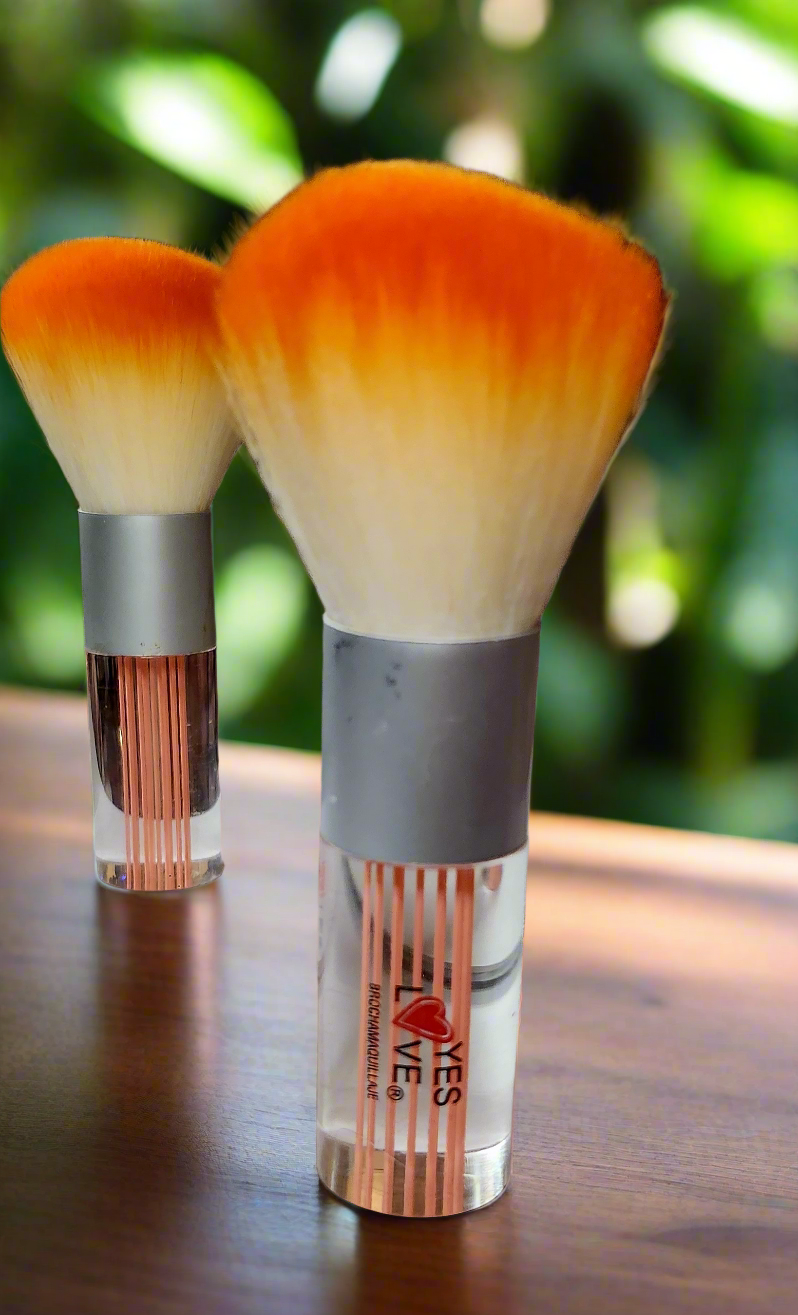 Pinceau "Blush" coloré